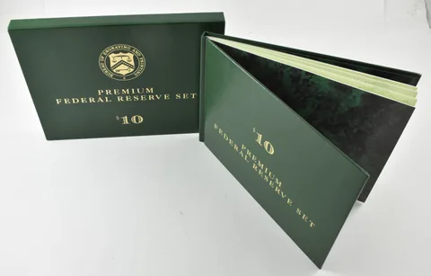 Lot (12) 1999 $10 FRN Federal Reserve Set Premium a7910