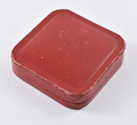 Small Red Bank Holiday US $5/$2.50 Box 1920's Gold Coin Gift Presentation *5901
