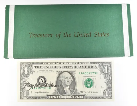 1995 $1 Boston MA FRN Green Seal Courtesy Signature *0938