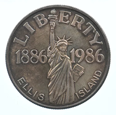 VINTAGE Art Bar/Round 1986 Statue Of Liberty Centennial .999 Silver 1 T Oz *810