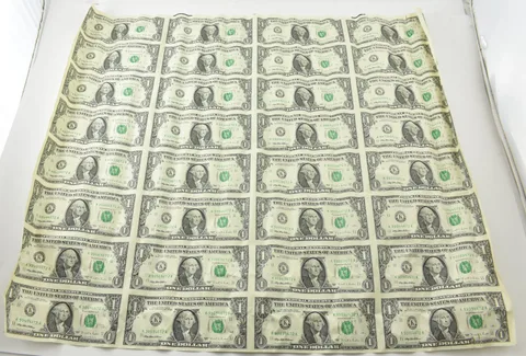 Lot (32) 1995 $1 Dallas TX FRN Green Seal Uncut Sheet a5757