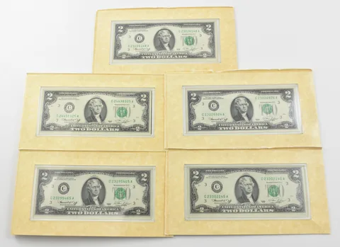 Lot (5) 1976 $2 FRN Unc Notes from Jefferson Coin and Currency Set