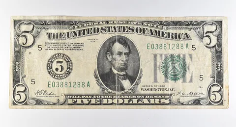 1928 $5 Richmond VA FRN Green Seal *8246