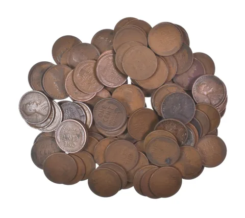 Lot of 100 1910-1919 Lincoln Wheat Cents - 2 Rolls - Collection *570