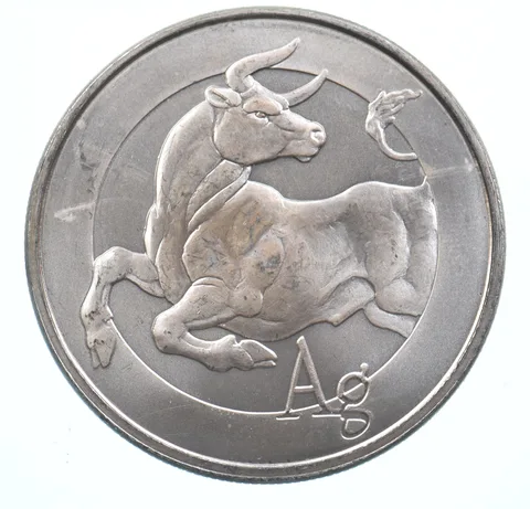 VINTAGE Art Bar/Round Silver Shield - Bull 1 Oz. .999 Silver - One T Ounce *921