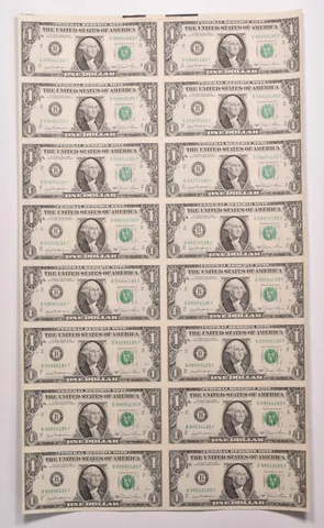 Lot (16) 1981 $1 New York NY FRN Green Seal Uncut Sheet a8151