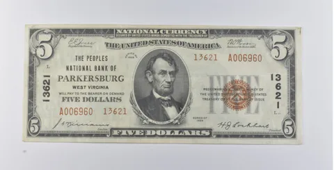 1929 $5 Parkersburg, WV US National Currency Note 13621 *7303