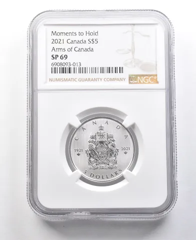 2021 Canada 5 Dollars Silver Moments To Hold Arms Of Canada SP69 NGC *8394