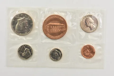1983-D Half Dollar Quarter Dime Nickel Cent From Souvenir Set *8995
