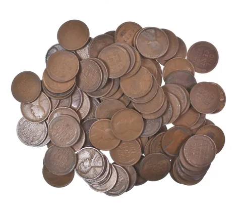 Lot of 100 1910-1919 Lincoln Wheat Cents - 2 Rolls - Collection *586