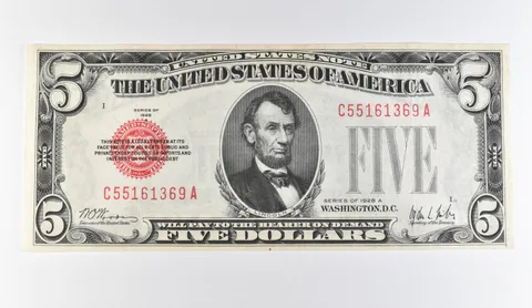 1928 A $5 Legal Tender Red Seal *9735