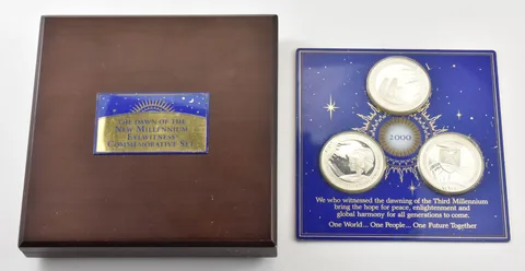 Dawn of the New Millennium Eyewitness Silver 3 Medal Set W/ Box a8146