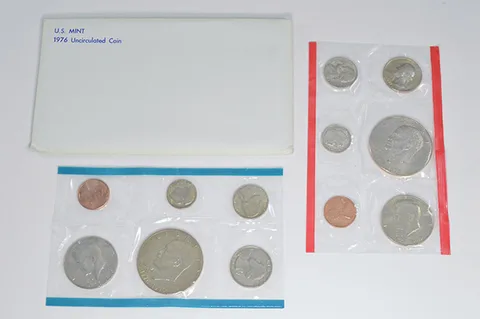 1976 Mint Set with Original Envelope & Flatpacks (12 coins)
