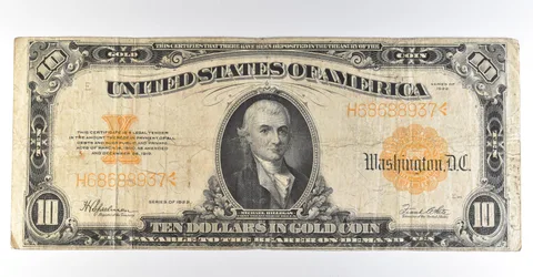 1922 $10 Gold Certificate Large Note Yellow Seal *8361