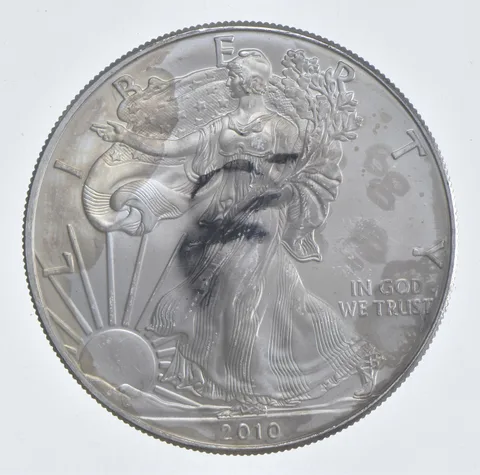 Better Date 2010 American Silver Eagle 1 Troy Oz .999 Fine Silver *592