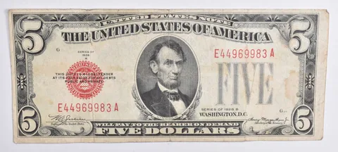 1928-B $5 Legal Tender Red Seal United States Note Avg Circ