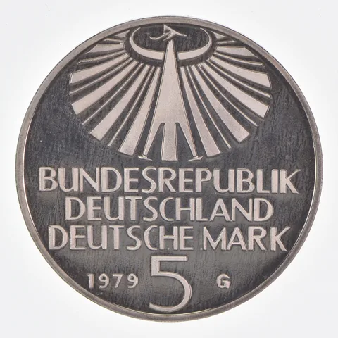 Better Date - 1979 Germany 5 Deutsche Mark World Coin *434