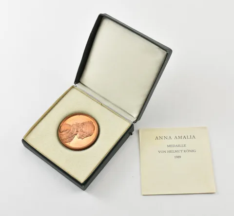 1989 Anna Amalia Medal Germany W/ Box + CoA *8209
