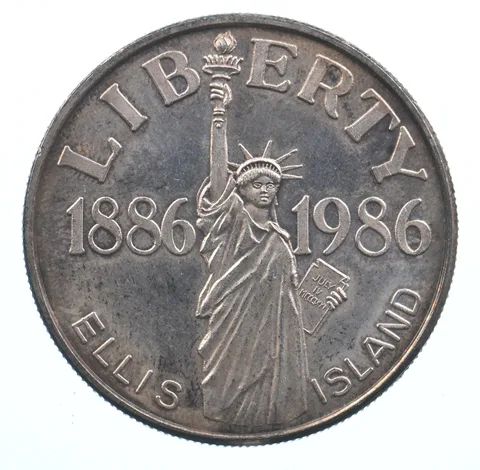 VINTAGE Art Bar/Round 1986 Statue Of Liberty Centennial .999 Silver 1 T Oz *820