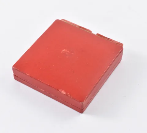 Small Red Bank Holiday US $5/$2.50 Box 1920's Gold Coin Gift Presentation *5900
