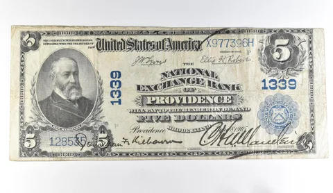 1902 $5 Providence RI National Currency Large Note Blue Seal 1339 *1685