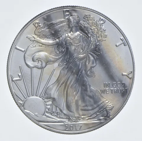 Better Date 2017 American Silver Eagle 1 Troy Oz .999 Fine Silver *527