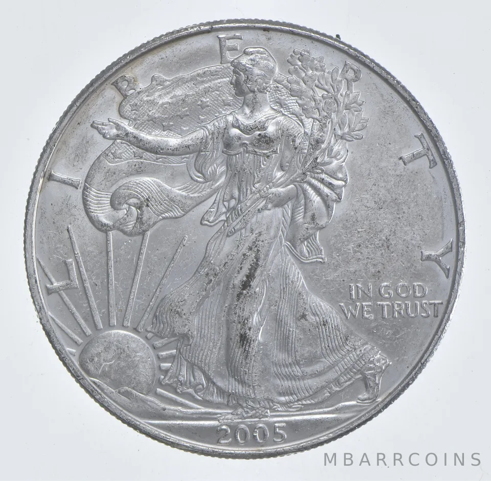 Better Date 2005 American Silver Eagle 1 Troy Oz .999 Fine Silver *566