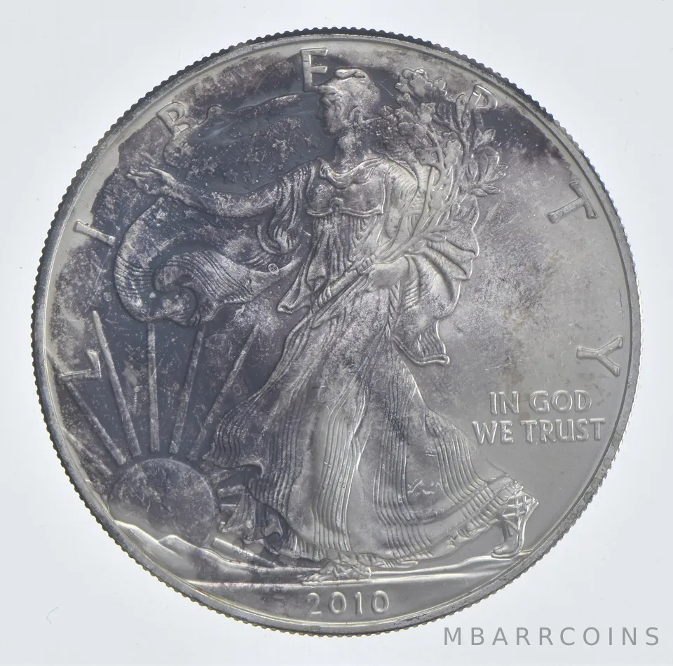 Better Date 2010 American Silver Eagle 1 Troy Oz .999 Fine Silver *549