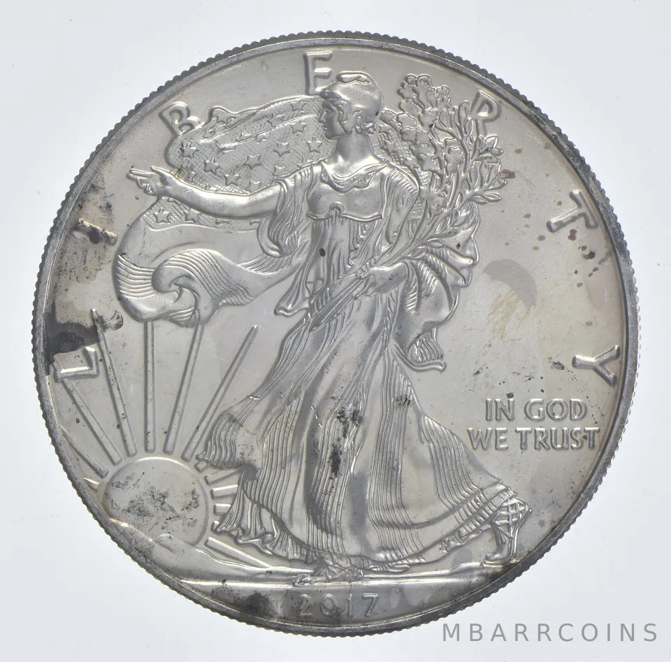 Better Date 2017 American Silver Eagle 1 Troy Oz .999 Fine Silver *574