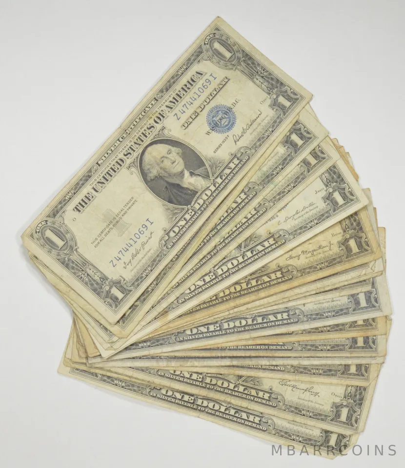 Lot (25) 1935 $1 Silver Certificate Blue Seal US Paper Money Collection