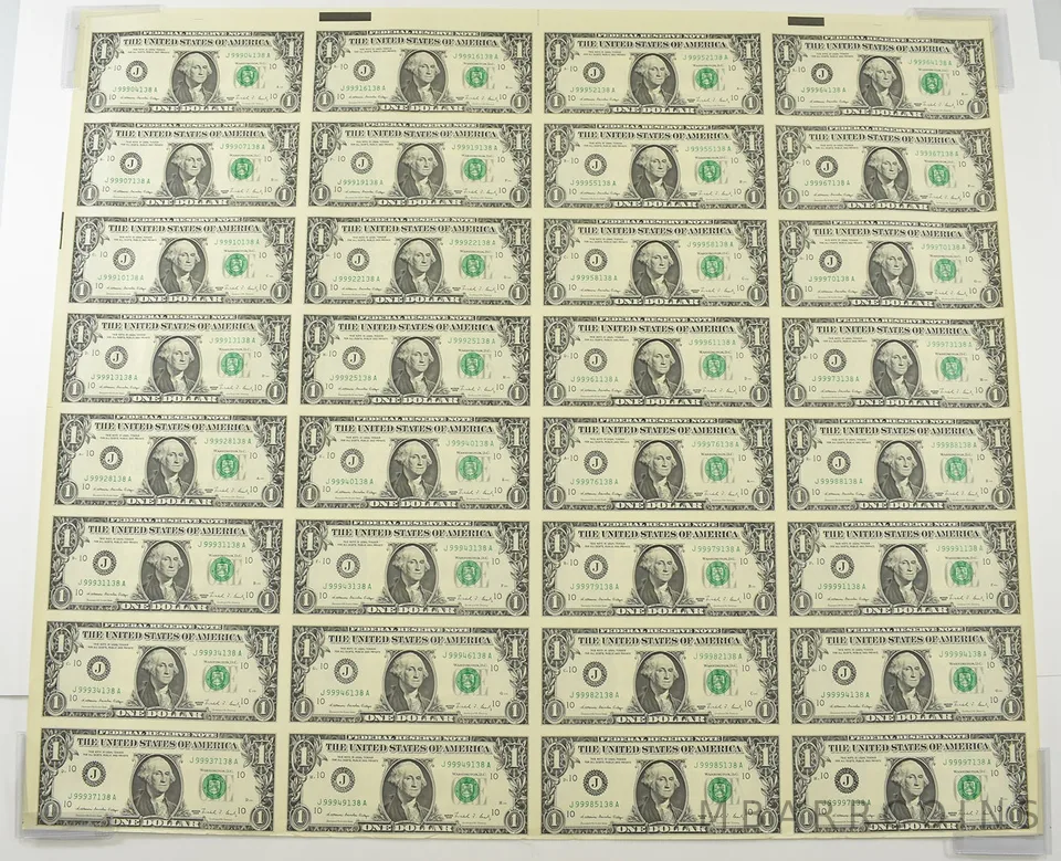 (32) 1988 $1 Kansas City, MO US Fed Reserve Note Green Seal Uncut Sheet a6286
