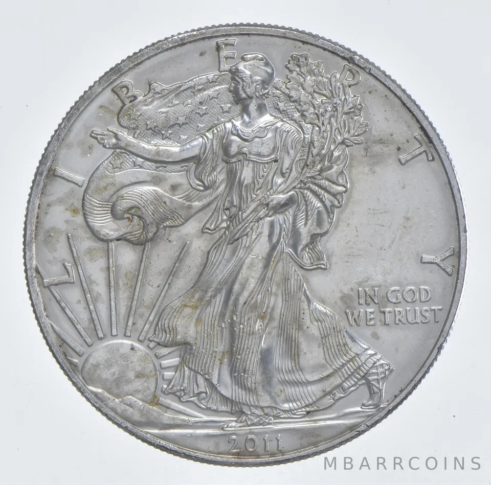 Better Date 2011 American Silver Eagle 1 Troy Oz .999 Fine Silver *505