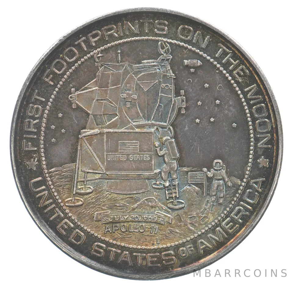 ND Apollo 11 First Footprints Medal Beautiful Tone 31.1 grams *4314