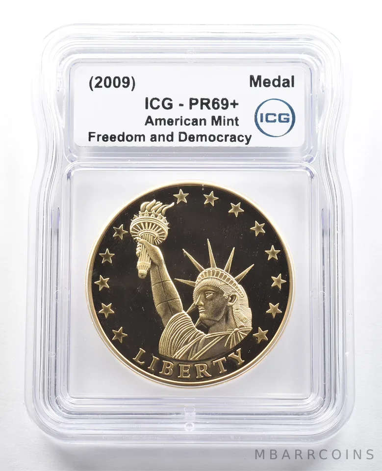 (2009) American Mint Medal Freedom And Democracy Gold Layered PR69+ ICG *4880