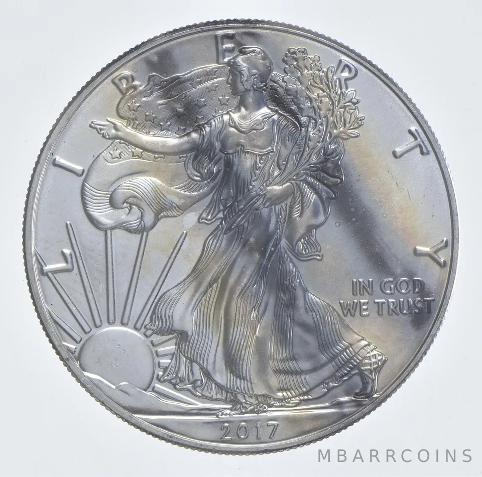 Better Date 2017 American Silver Eagle 1 Troy Oz .999 Fine Silver *527